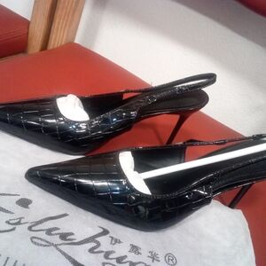 Black Patent Croc-Embossed Slingback Pointed Heels